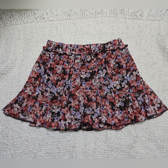 Vici Dresses & Skirts - VICI Floral Boho Mini Skirt Pink Purple Size Large